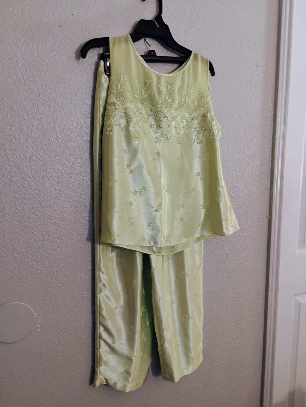 Vintage Amanda Stewart Intimates Mint Green Floral Embroidered Pajama Set - Larg